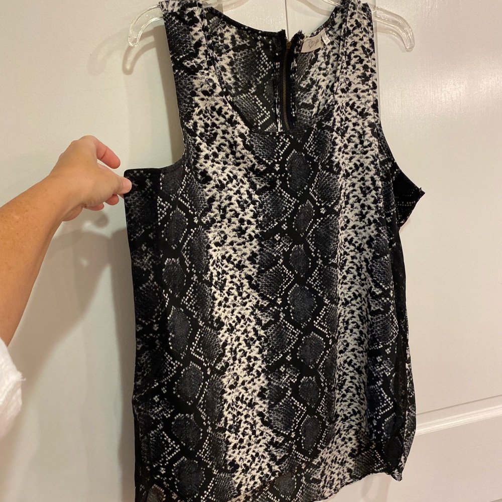 Sleeves blouse - Picture 4 of 5